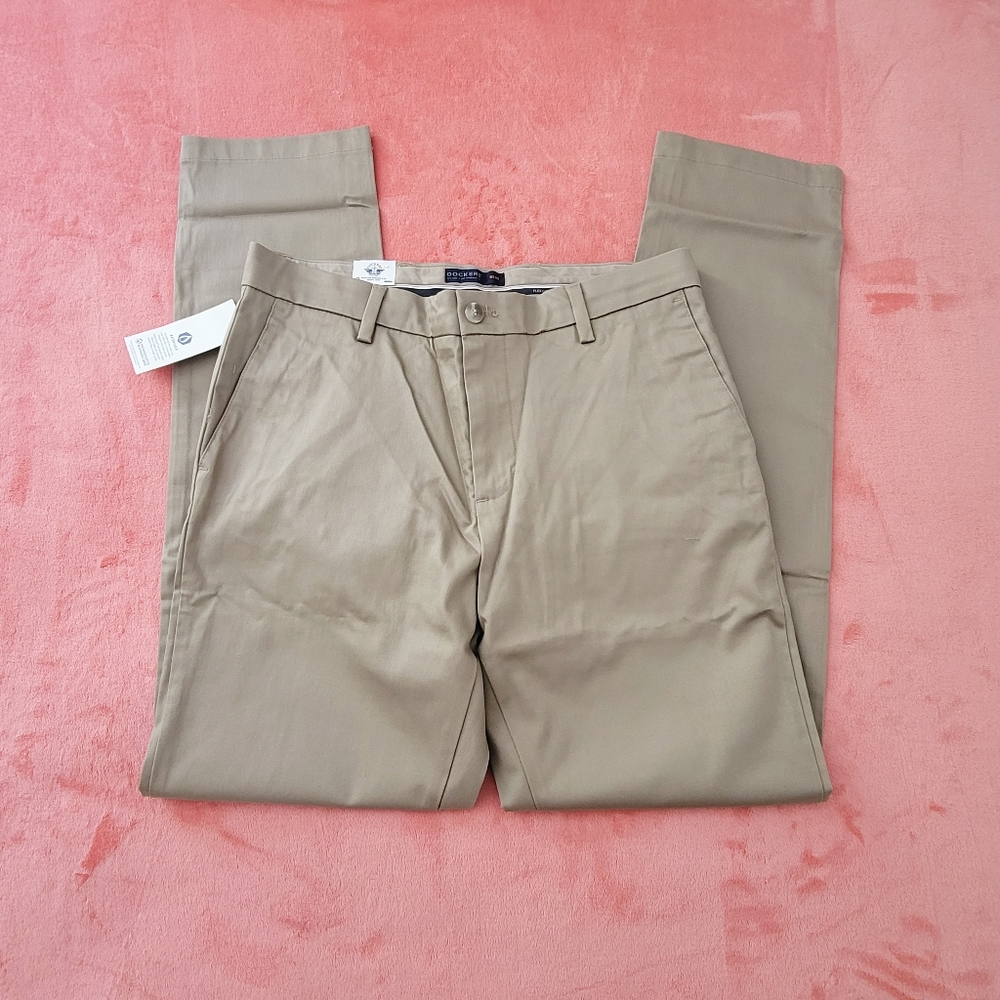 Dockers Men's Straight Fit Easy Khaki Pants Size 34/34 New